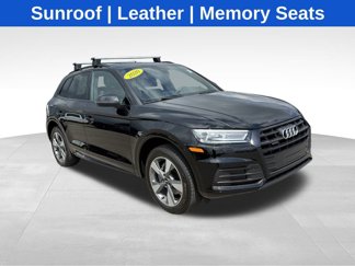 Used 2020 Audi Q5 2.0T Premium w/ Titanium Sport Package image 1