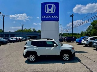 Used 2017 Jeep Renegade Latitude w/ Cold Weather Group image 1