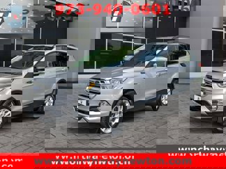 Used 2019 Ford Escape SEL image 1