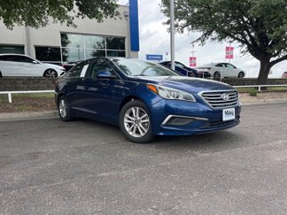 Used 2017 Hyundai Sonata SE image 1