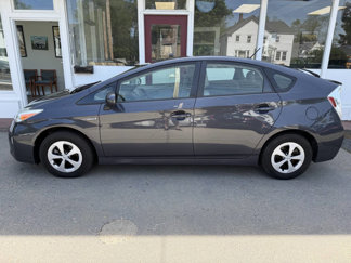 Used 2012 Toyota Prius Two image 1