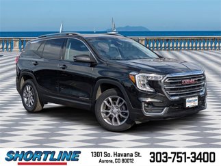 Used 2024 GMC Terrain SLT image 1