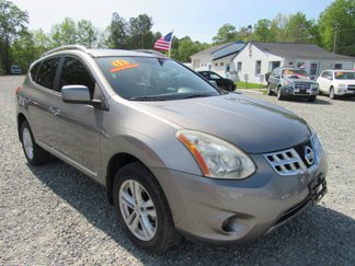 Used 2013 Nissan Rogue SV w/ Premium Pkg image 1