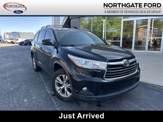 Used 2015 Toyota Highlander XLE image 1