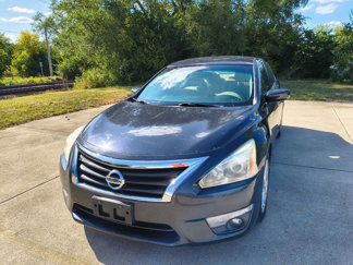Used 2015 Nissan Altima 2.5 SV image 1