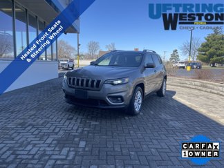 Used 2019 Jeep Cherokee Latitude w/ Cold Weather Group image 1