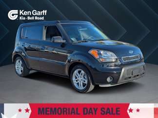 Used 2010 Kia Soul + w/ Audio Pkg image 1