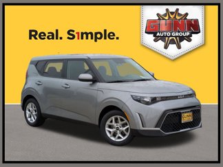 Used 2023 Kia Soul LX w/ Option Group 015 image 1