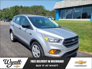 Used 2017 Ford Escape S image 1