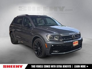 Used 2021 Volkswagen Tiguan SE R-Line image 1