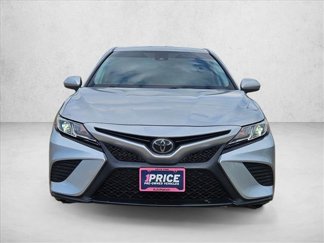 Used 2020 Toyota Camry SE video 2