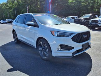 Used 2020 Ford Edge ST w/ Cold Weather Package image 1