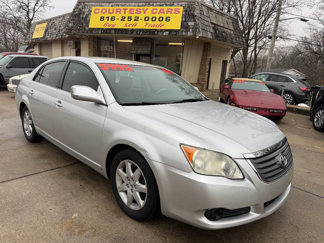 Used 2009 Toyota Avalon Limited image 1