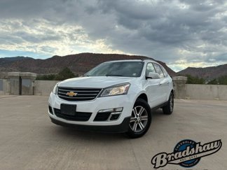 Used 2017 Chevrolet Traverse LT image 1