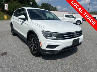 Used 2021 Volkswagen Tiguan SE image 1