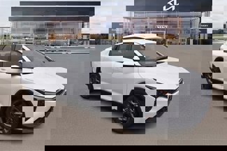 New 2025 Kia K4 LXS image 1