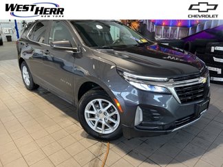 Used 2023 Chevrolet Equinox LT image 1