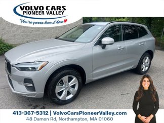 Used 2022 Volvo XC60 B5 Momentum w/ Climate Package image 1