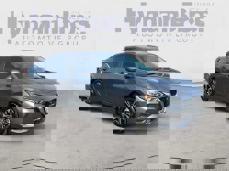 Used 2020 Nissan Sentra SV image 1