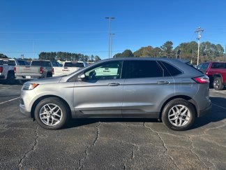 Used 2023 Ford Edge SEL image 1