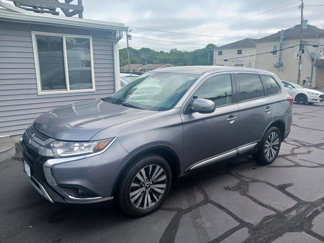Used 2019 Mitsubishi Outlander SEL image 1