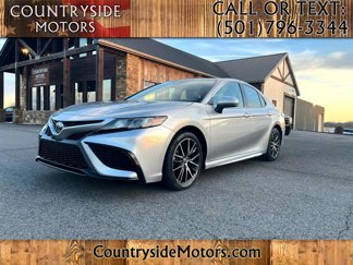 Used 2021 Toyota Camry SE image 1