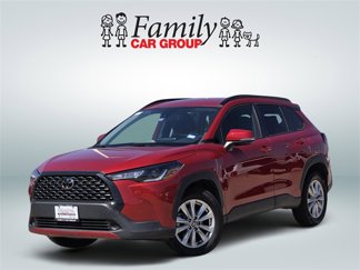 Used 2022 Toyota Corolla Cross LE image 1