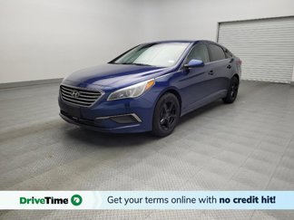 Used 2016 Hyundai Sonata SE image 1