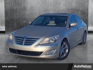 Used 2012 Hyundai Genesis 4.6 image 1