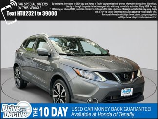 Used 2018 Nissan Rogue Sport SL image 1