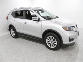 Used 2018 Nissan Rogue SV image 1