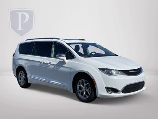 Used 2018 Chrysler Pacifica Limited image 1