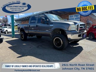 Used 2005 Ford F250 XL image 1