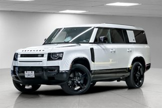 Used 2024 Land Rover Defender 130 X-Dynamic SE image 1