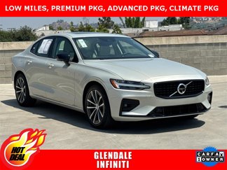 Used 2022 Volvo S60 B5 Momentum image 1