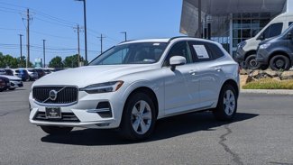 Used 2022 Volvo XC60 B5 Momentum w/ Climate Package image 1