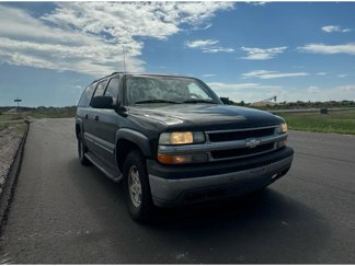 Used 2001 Chevrolet Suburban LS w/ LS Preferred Equipment Group image 1