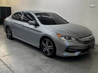 Used 2017 Honda Accord Sport image 1