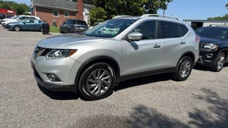 Used 2015 Nissan Rogue SL w/ SL Premium Package image 1