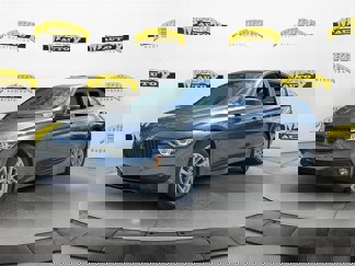 Used 2018 BMW 320i Sedan image 1