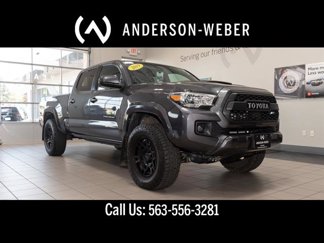 Used 2019 Toyota Tacoma TRD Off-Road video 1