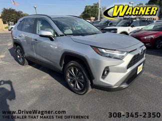 Used 2022 Toyota RAV4 XLE Premium image 1