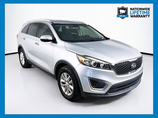 Used 2018 Kia Sorento LX image 1