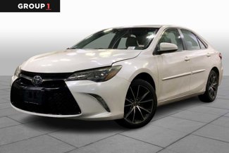 Used 2015 Toyota Camry XSE image 1