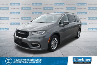 Used 2022 Chrysler Pacifica Touring-L image 1