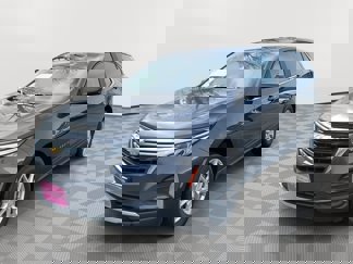 Used 2023 Chevrolet Equinox LT image 1