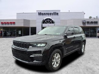 Certified 2023 Jeep Grand Cherokee Limited image 1
