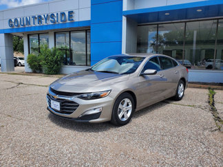 Used 2024 Chevrolet Malibu LT image 1