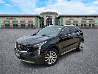 Used 2021 Cadillac XT4 Premium Luxury image 1