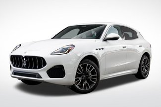 New 2025 Maserati Grecale GT image 1